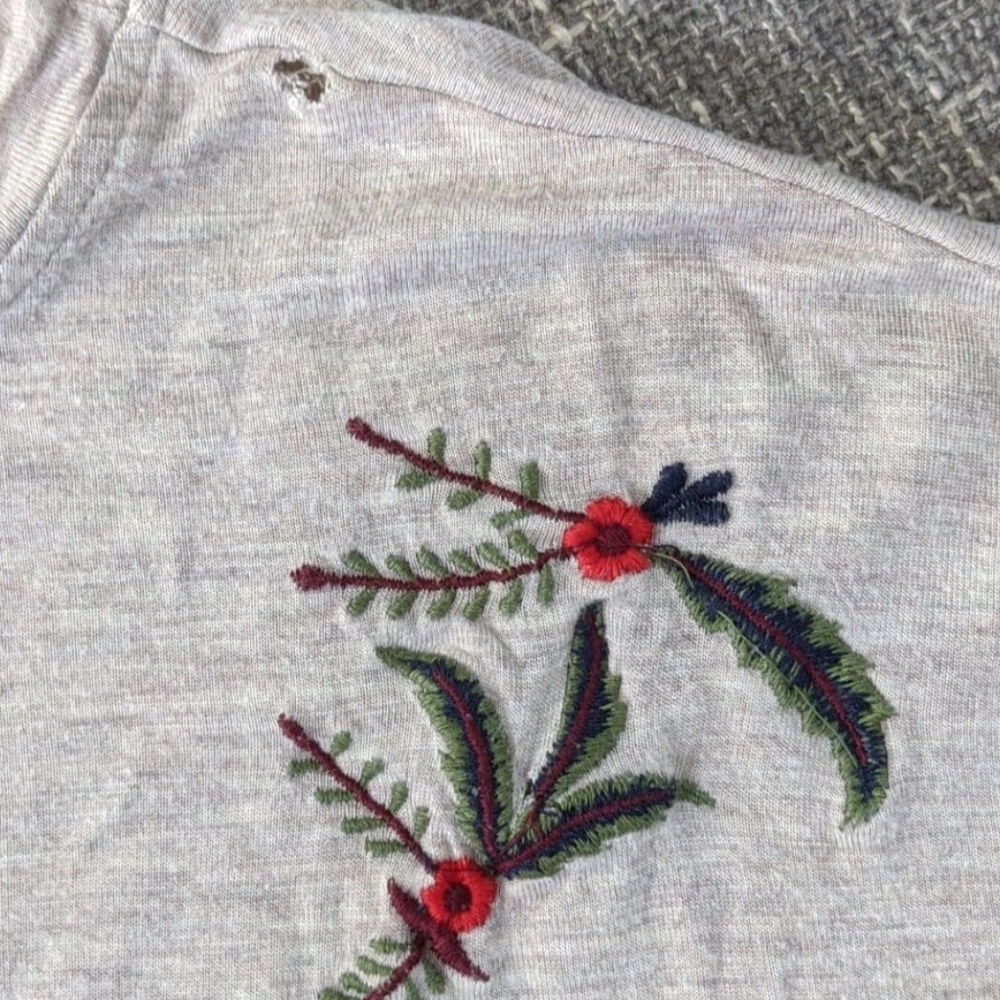Embroidered Floral Ruffle Shirt - Picture 4 of 5